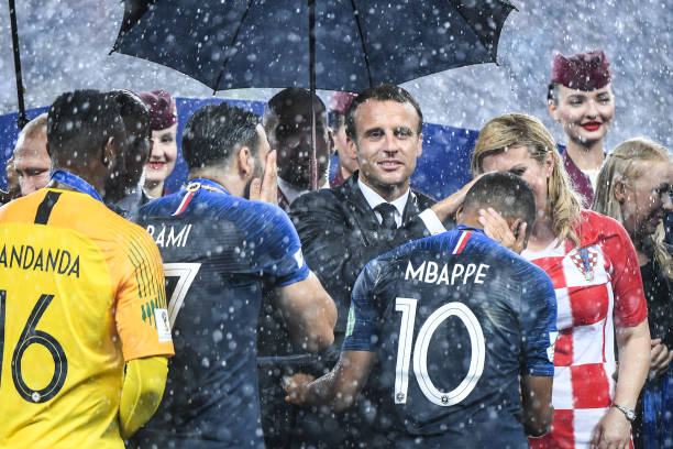 闻震动了各 闻震动了各